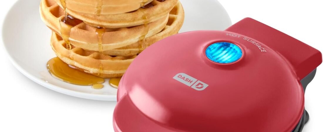DASH Mini Waffle Maker Review: A Compact 4-Inch Waffle Maker for Easy Homemade Breakfasts