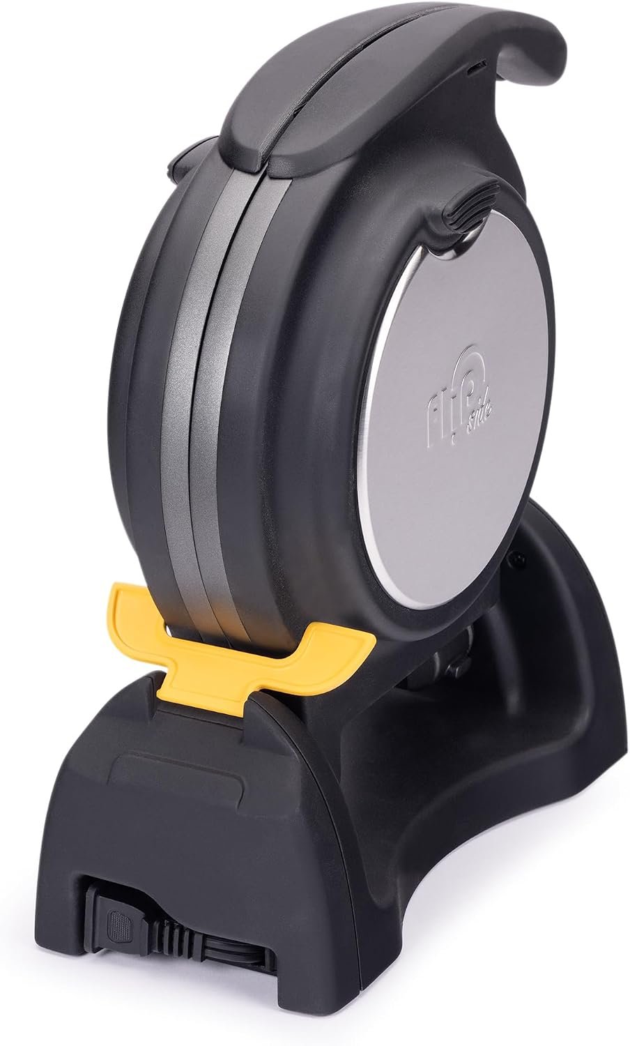 Presto 03518 FlipSide Belgian Waffle Maker: Home & Kitchen - Presto - image 3